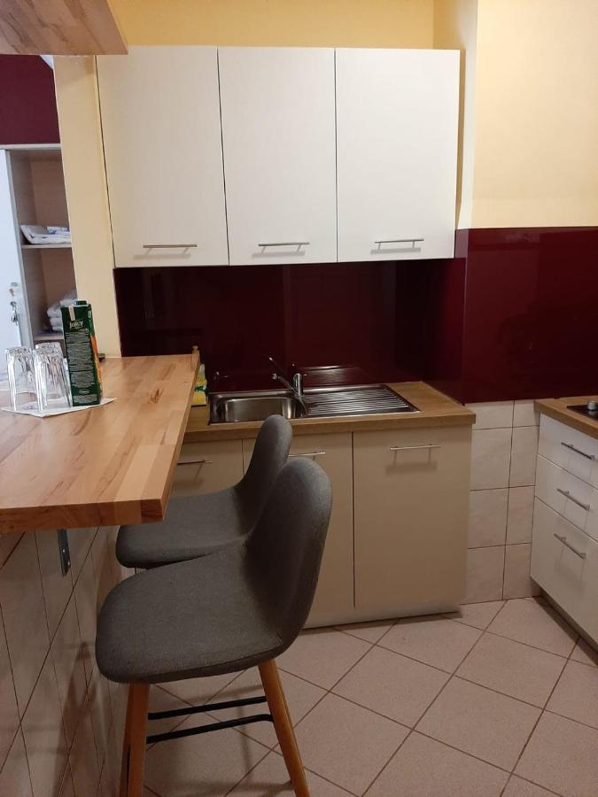 Old Leonardo Appartement *